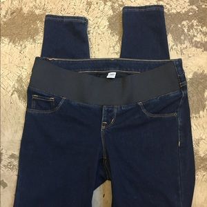 Old Navy Maternity,size 4, front low panel jegging